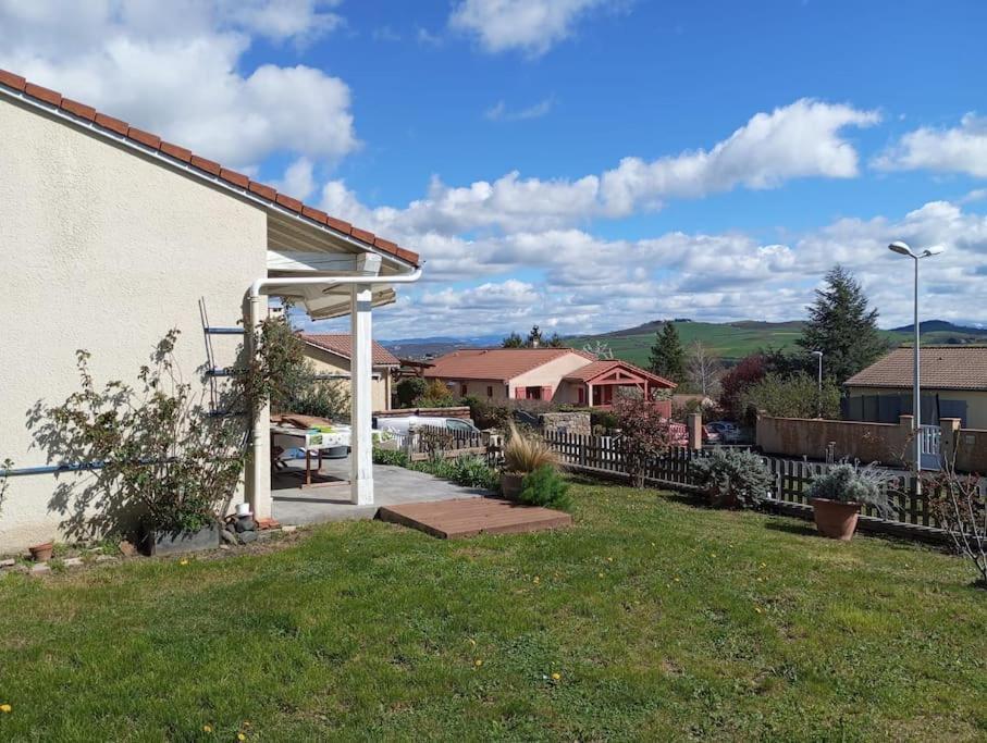 Maison 6 Personnes Billom Екстериор снимка