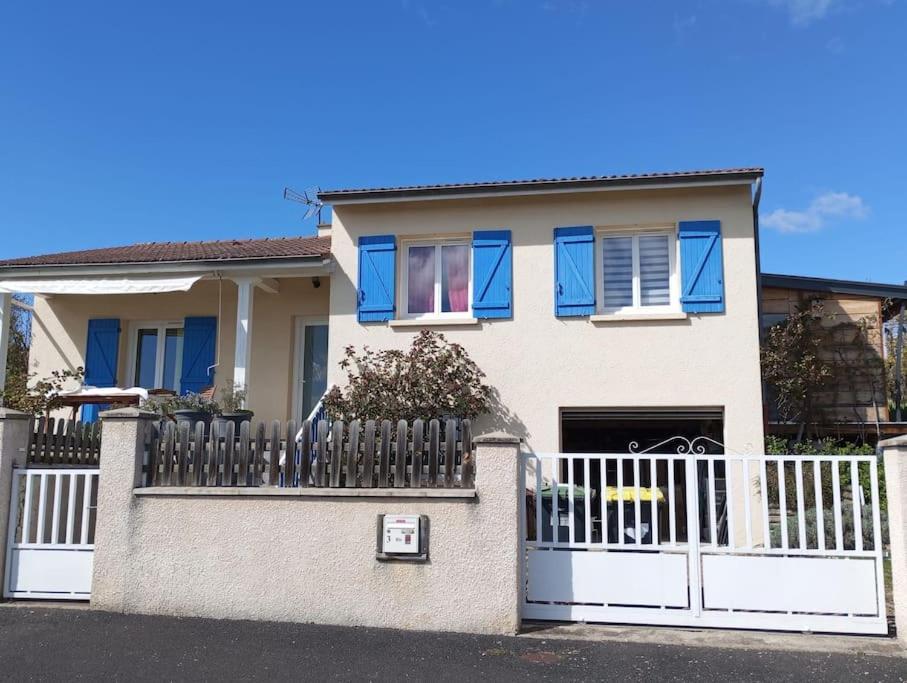 Maison 6 Personnes Billom Екстериор снимка